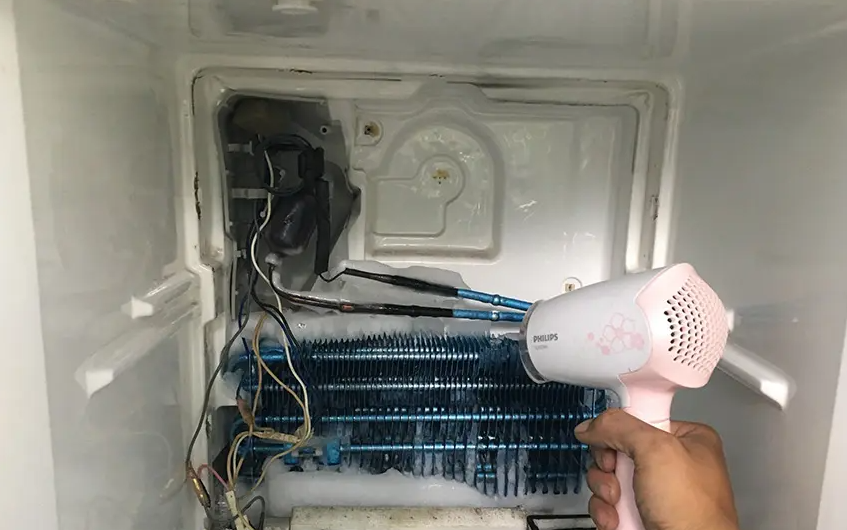 Tủ Lạnh Hitachi Bị Đóng Đá Ngăn Đông: Nguyên Nhân Là Gì Và Cách Khắc Phục Hiệu Quả?